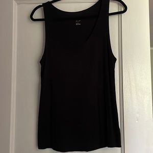 Black V Neck Tank